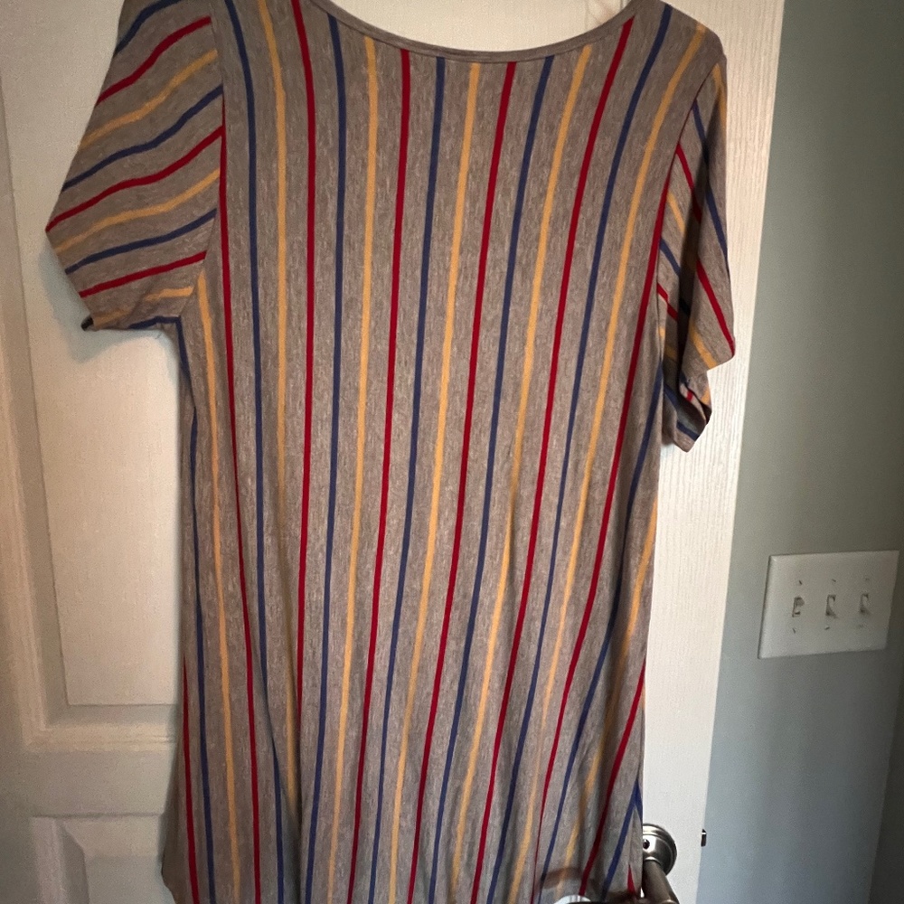 LuLaRoe Women's Shirt
